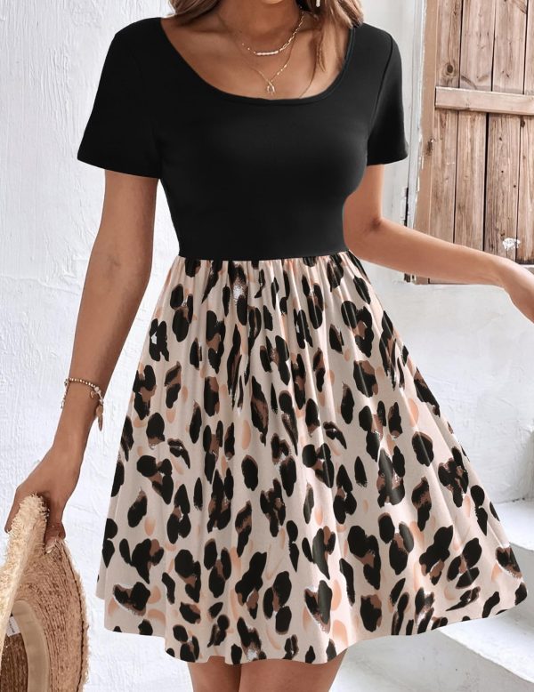 Womens Casual Dress Floral Patchwork Summer Dress Square Neck Short Sleeve A Line Flowy Swing Mini Dress with Pockets